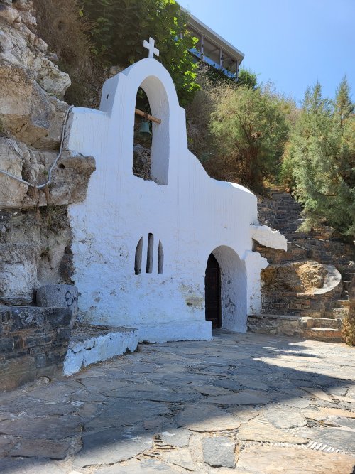 Chapelle au bord du lac d'Agios Nikolaos