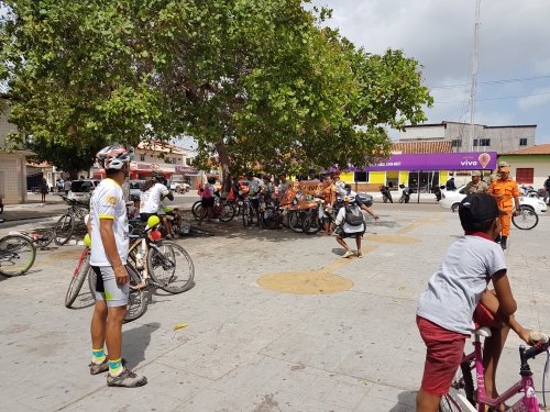 Barreirinhas, le club cycliste nous offre le petit déj'