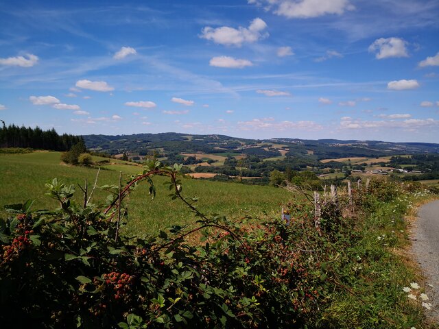 Corrèze - Autour du Lac de Viam