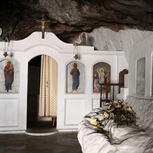 Chapelle de la grotte de Mylatos